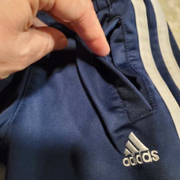 Adidas track pants with pockets - Picture 3 of 7